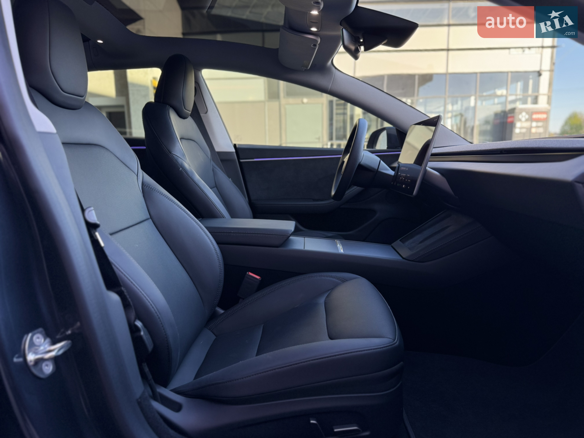 2024 Tesla Model 3 - мініатюра 13