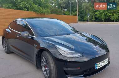 Седан Tesla Model 3 2019 в 