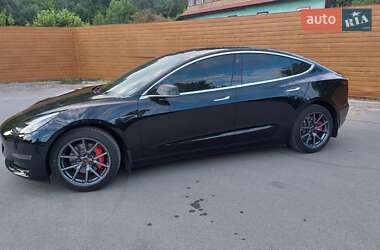 Седан Tesla Model 3 2019 в 