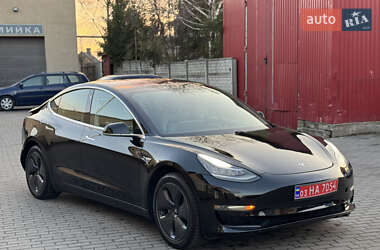 Седан Tesla Model 3 2019 в 