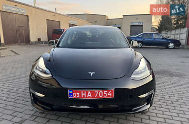 Седан Tesla Model 3 2019 в 