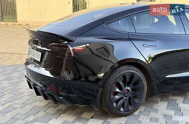 Седан Tesla Model 3 2017 в 