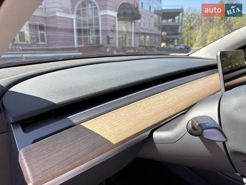 Седан Tesla Model 3 2022 в Одесі фото 23 Седан Tesla Model 3 2022 в Одесі