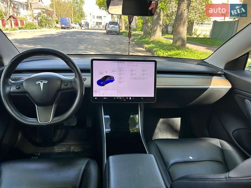 Седан Tesla Model 3 2018 в Тернополе фото 12 Седан Tesla Model 3 2018 в Тернополе