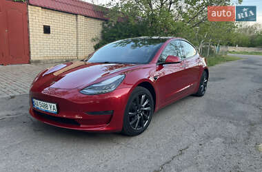 Седан Tesla Model 3 2019 в 