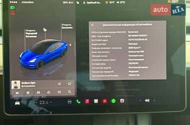 Седан Tesla Model 3 2022 в 