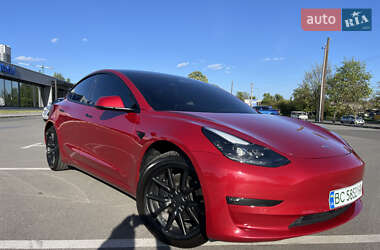 Седан Tesla Model 3 2018 в Києві
