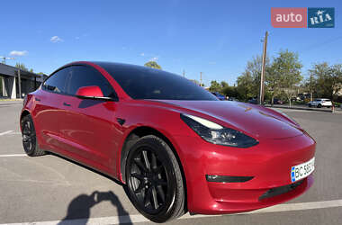 Седан Tesla Model 3 2018 в Києві