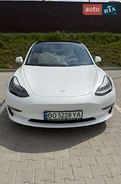 Седан Tesla Model 3 2018 в 