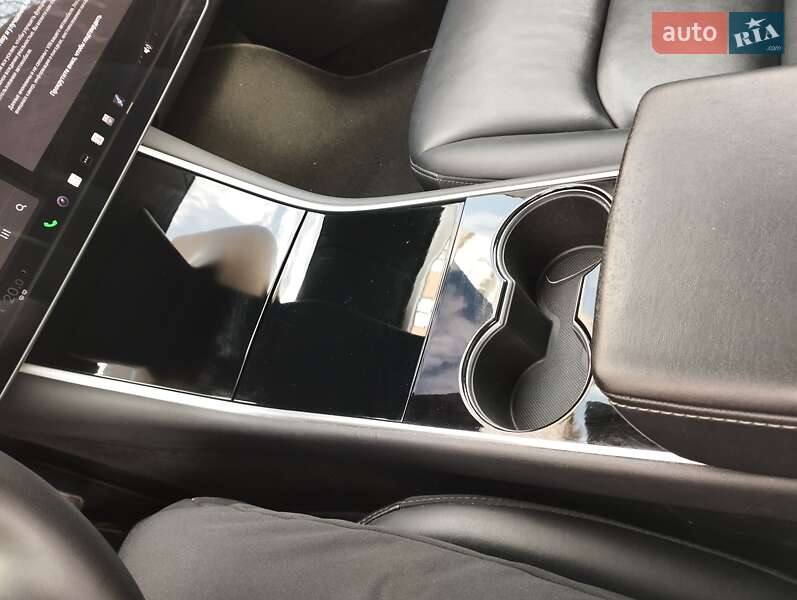 Седан Tesla Model 3 2019 в Тернополе фото 23 Седан Tesla Model 3 2019 в Тернополе