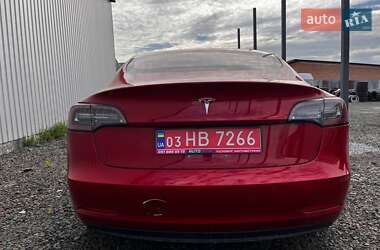 Седан Tesla Model 3 2018 в 