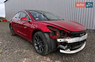 Седан Tesla Model 3 2018 в 