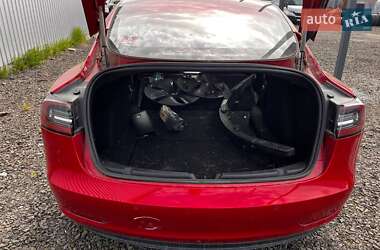Седан Tesla Model 3 2018 в 