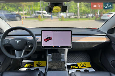 Седан Tesla Model 3 2019 в 