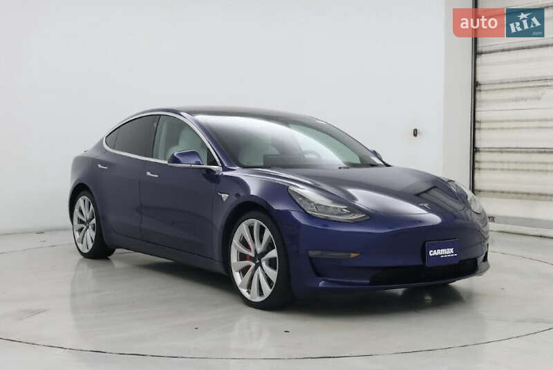 Tesla Model 3 2018