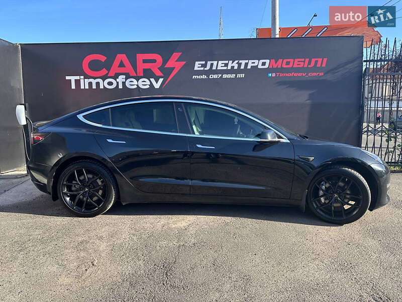 Седан Tesla Model 3 2018 в Киеве фото 17 Седан Tesla Model 3 2018 в Киеве