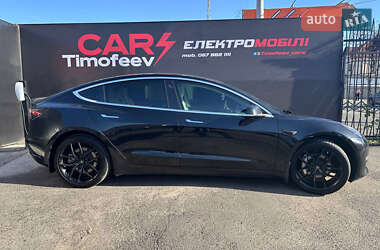 Седан Tesla Model 3 2018 в 