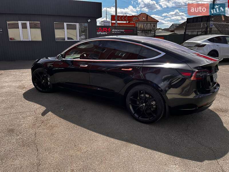 Седан Tesla Model 3 2018 в Киеве фото 22 Седан Tesla Model 3 2018 в Киеве