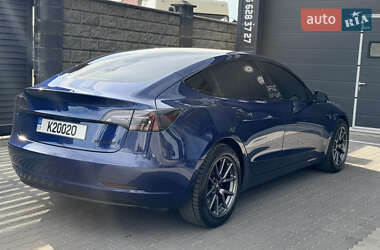Седан Tesla Model 3 2019 в 
