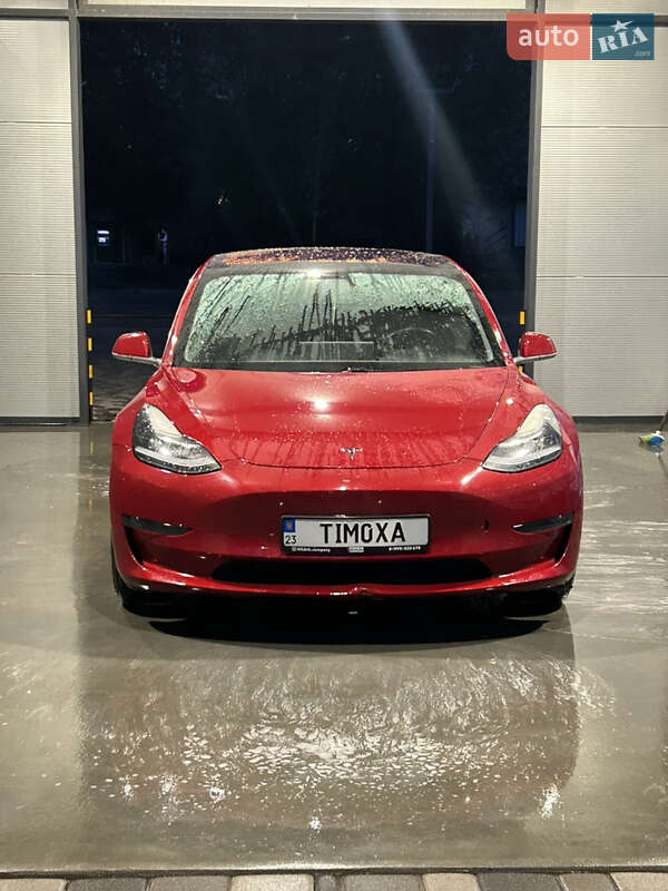 Tesla Model 3 2017