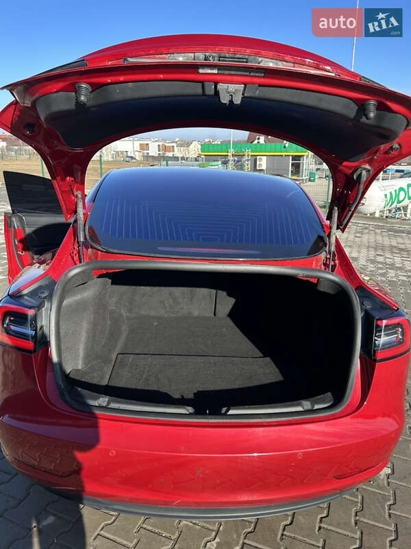 Седан Tesla Model 3 2017 в Каменец-Подольском