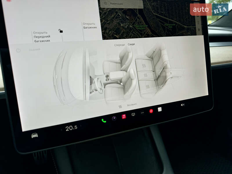 Седан Tesla Model 3 2021 в Виннице