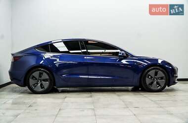 Седан Tesla Model 3 2021 в Хмельницком