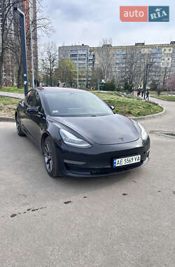 Седан Tesla Model 3 2018 в Днепре