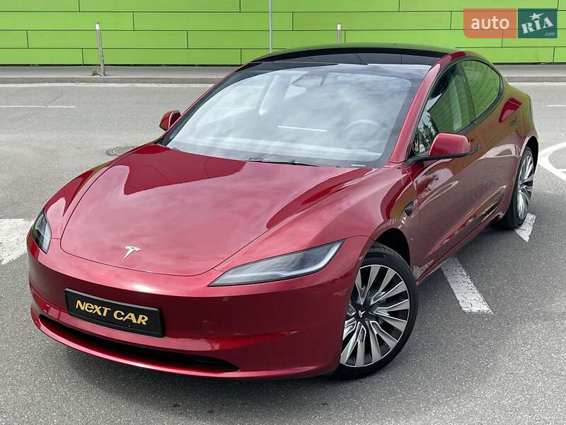 Внедорожник / Кроссовер Tesla Model 3 2024 в Киеве