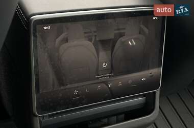Внедорожник / Кроссовер Tesla Model 3 2024 в 
