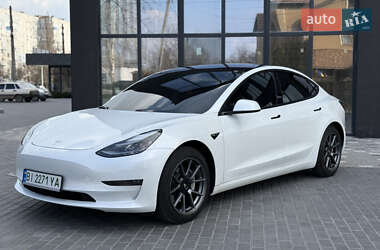 Седан Tesla Model 3 2021 в Полтаве
