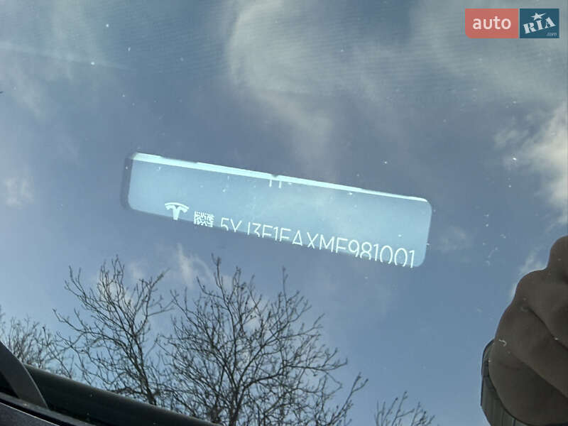 Седан Tesla Model 3 2021 в Полтаве