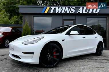 Седан Tesla Model 3 2019 в 