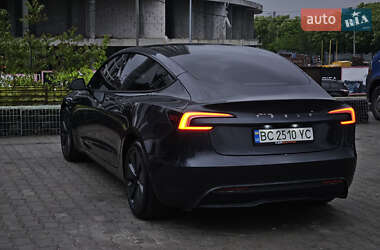 Седан Tesla Model 3 2024 в Львове