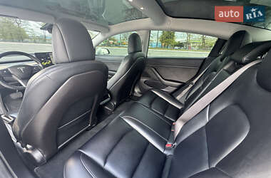 Седан Tesla Model 3 2018 в 