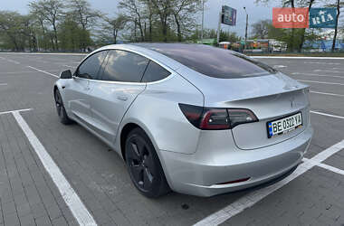 Седан Tesla Model 3 2018 в 