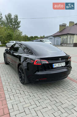Седан Tesla Model 3 2019 в 