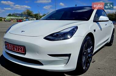 Седан Tesla Model 3 2022 в Дніпрі