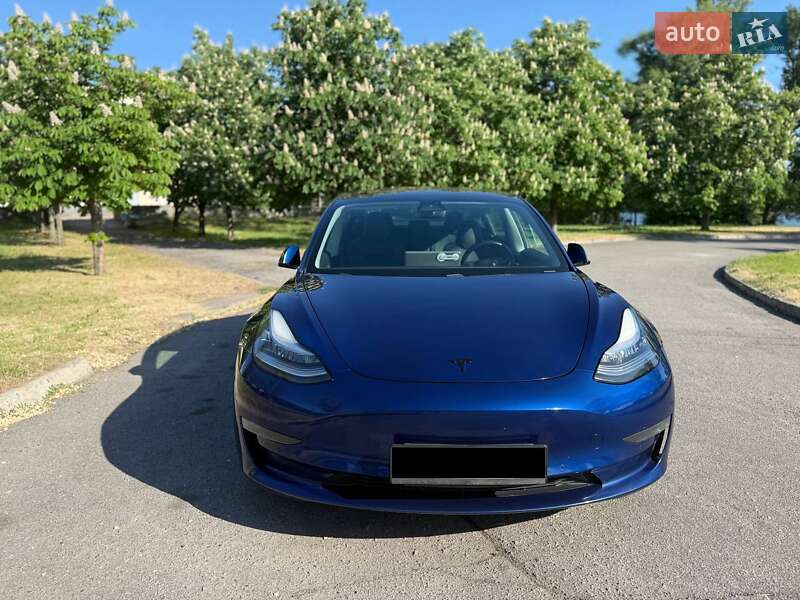 Седан Tesla Model 3 2018 в Кременчуге