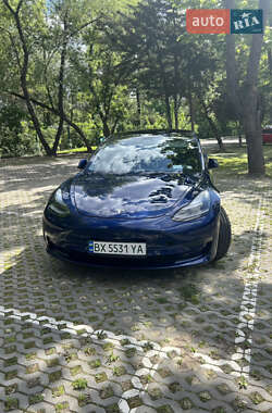Седан Tesla Model 3 2022 в Харкові