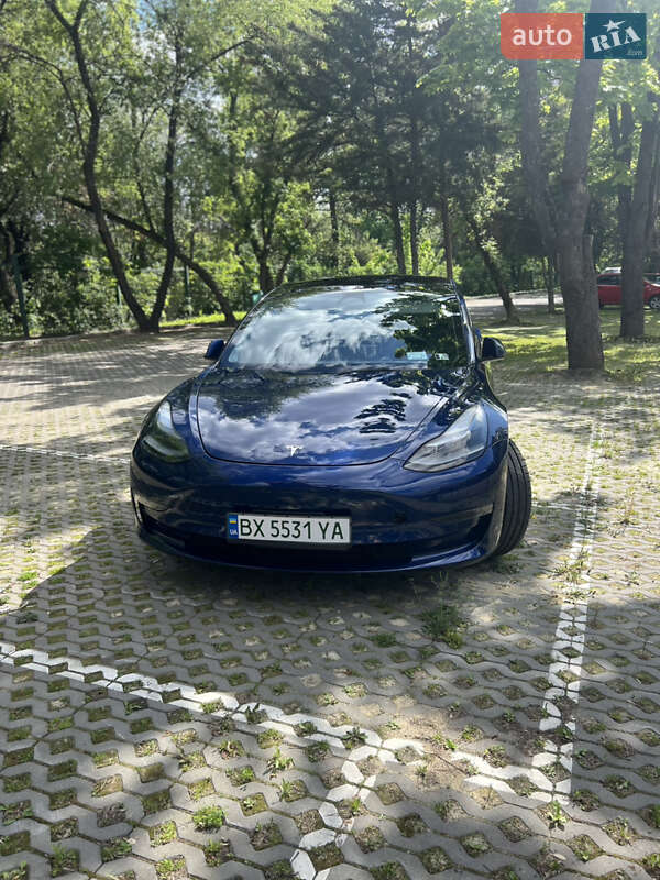Tesla Model 3 2022