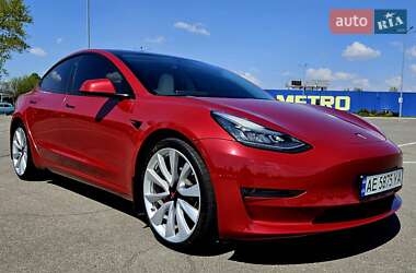 Седан Tesla Model 3 2018 в 