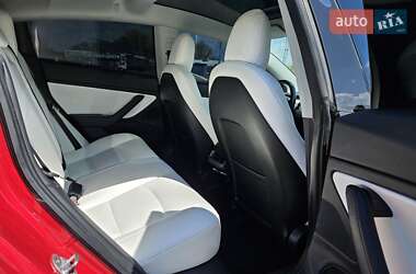 Седан Tesla Model 3 2018 в 