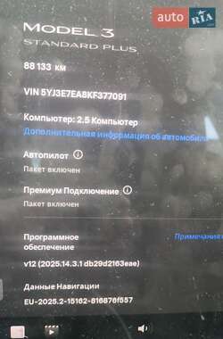 Седан Tesla Model 3 2019 в 