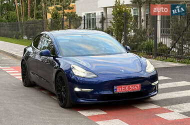 Седан Tesla Model 3 2019 в 