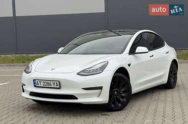 Седан Tesla Model 3 2020 в Ивано-Франковске