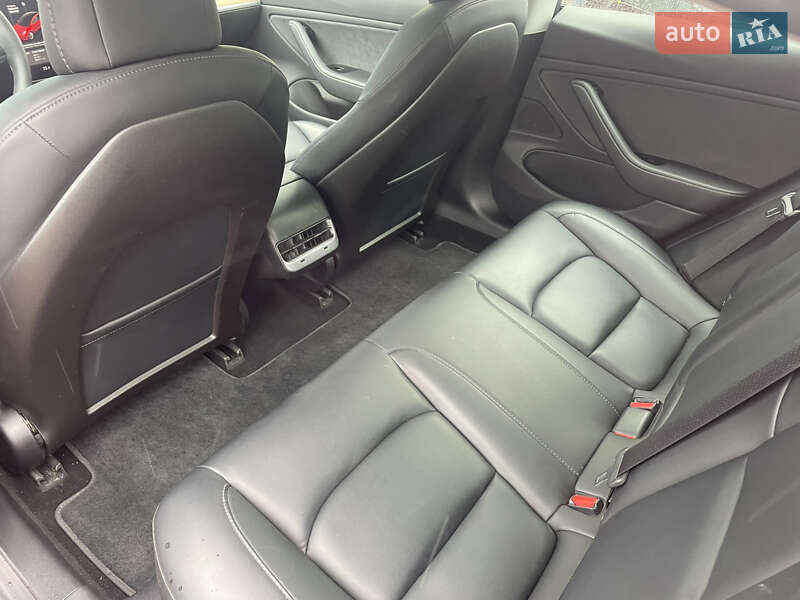 Седан Tesla Model 3 2019 в Львове фото 7 Седан Tesla Model 3 2019 в Львове