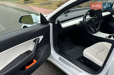 Седан Tesla Model 3 2018 в 