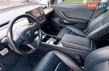 Седан Tesla Model 3 2018 в 