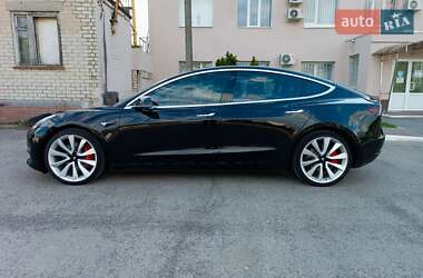 Седан Tesla Model 3 2018 в 